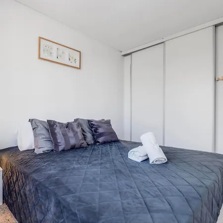 Central Laegenhet I Apartamento